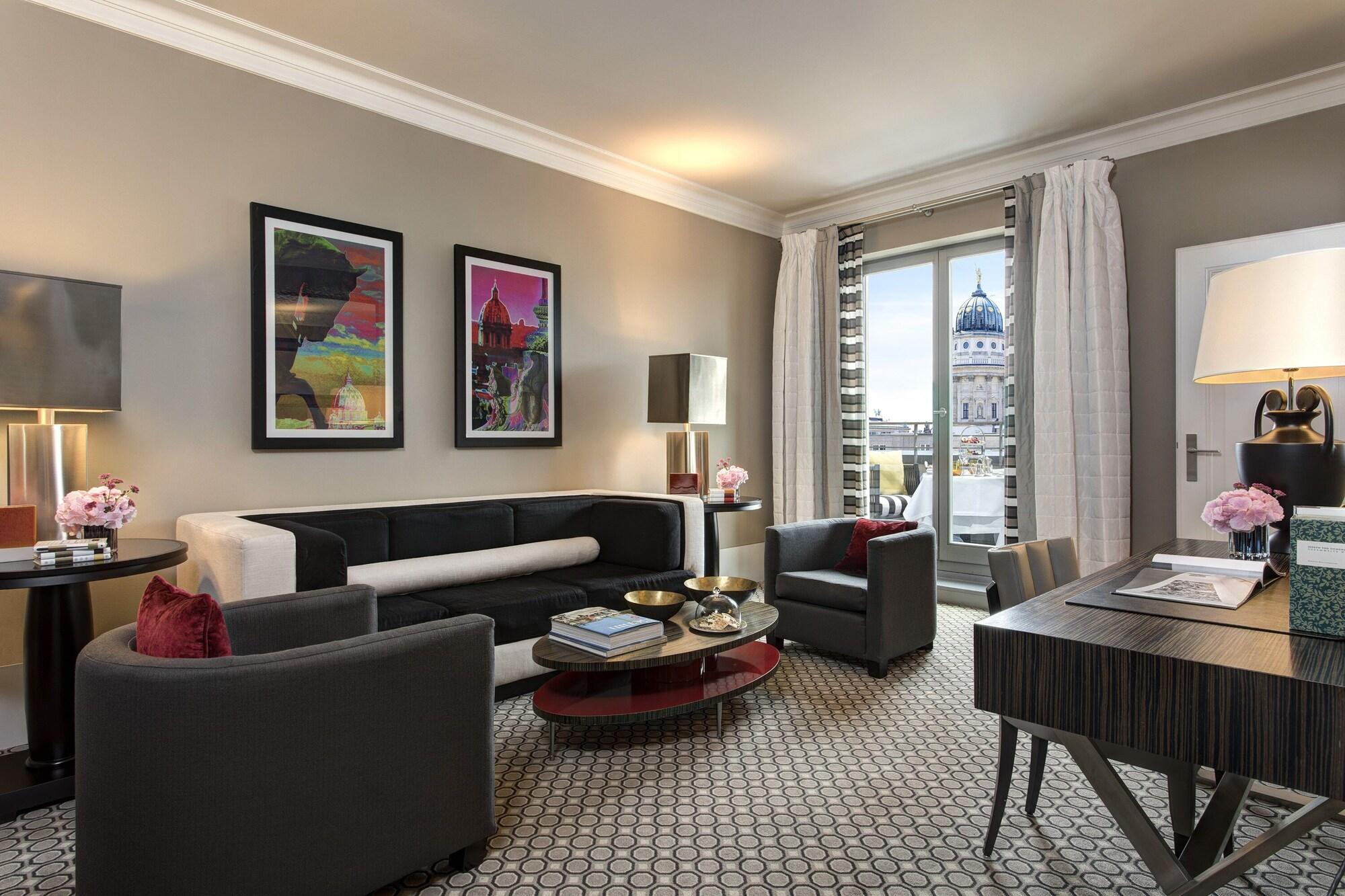 Rocco Forte Hotel De Rome Берлин Екстериор снимка
