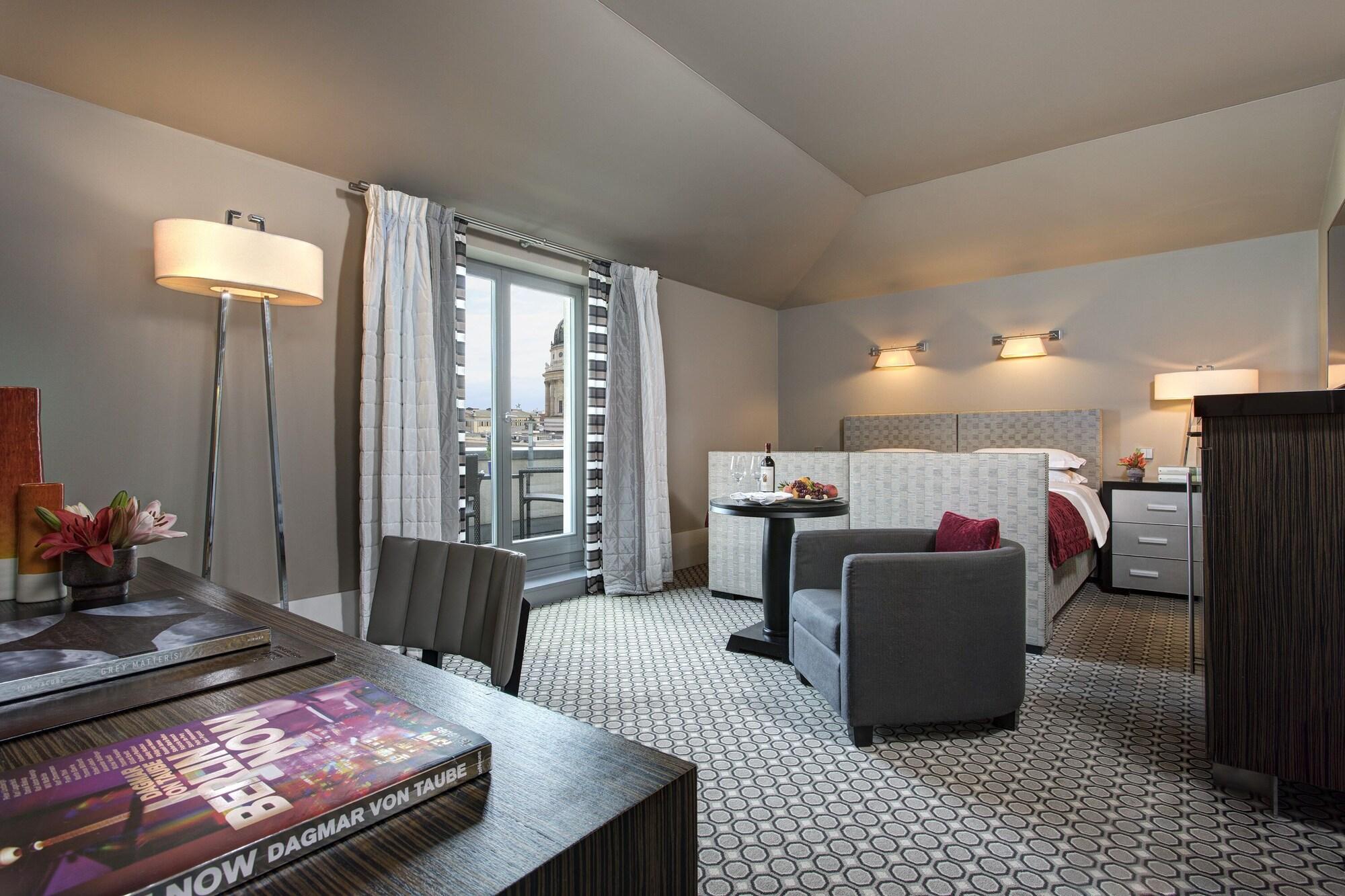 Rocco Forte Hotel De Rome Берлин Екстериор снимка