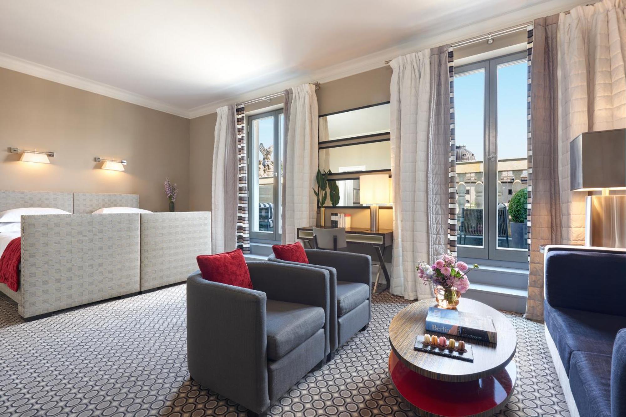 Rocco Forte Hotel De Rome Берлин Екстериор снимка